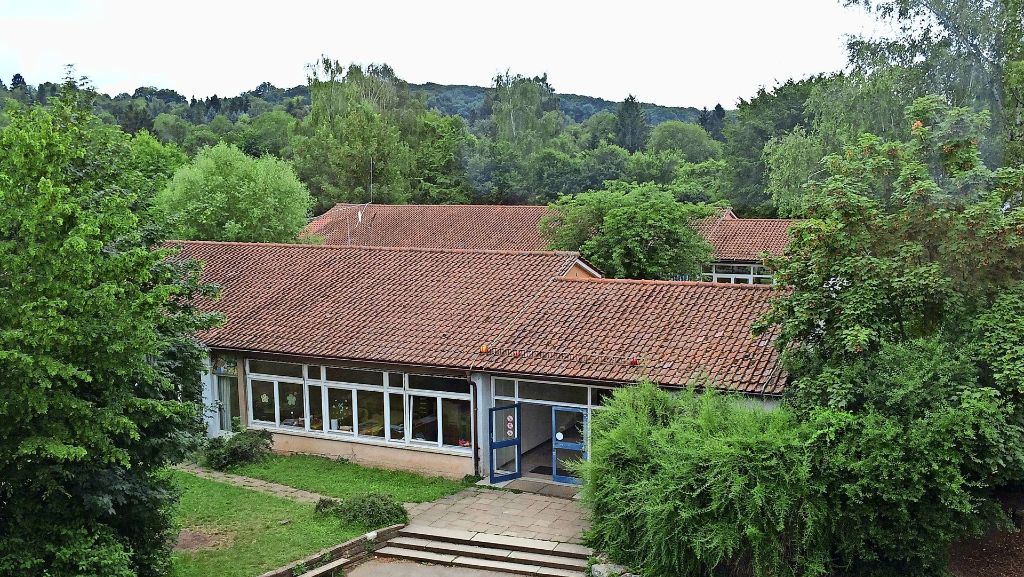 Raumnot an Schule in Stuttgart-Stammheim: Container gegen die  Schulraumnot