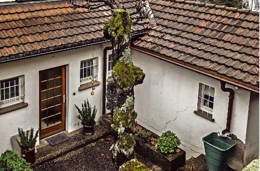 Risse sind am  Wohnhaus am Kriegsberg zu sehen. Foto: Lichtgut/Max Kovalenko