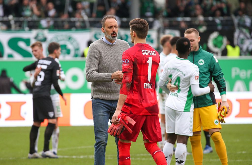Erster bitterer Rückschlag für Pellegrino Matarazzo: Bei der SpVgg Greuther Fürth kassierte er seine erste Zweitliga-Niederlage als VfB-Trainer.