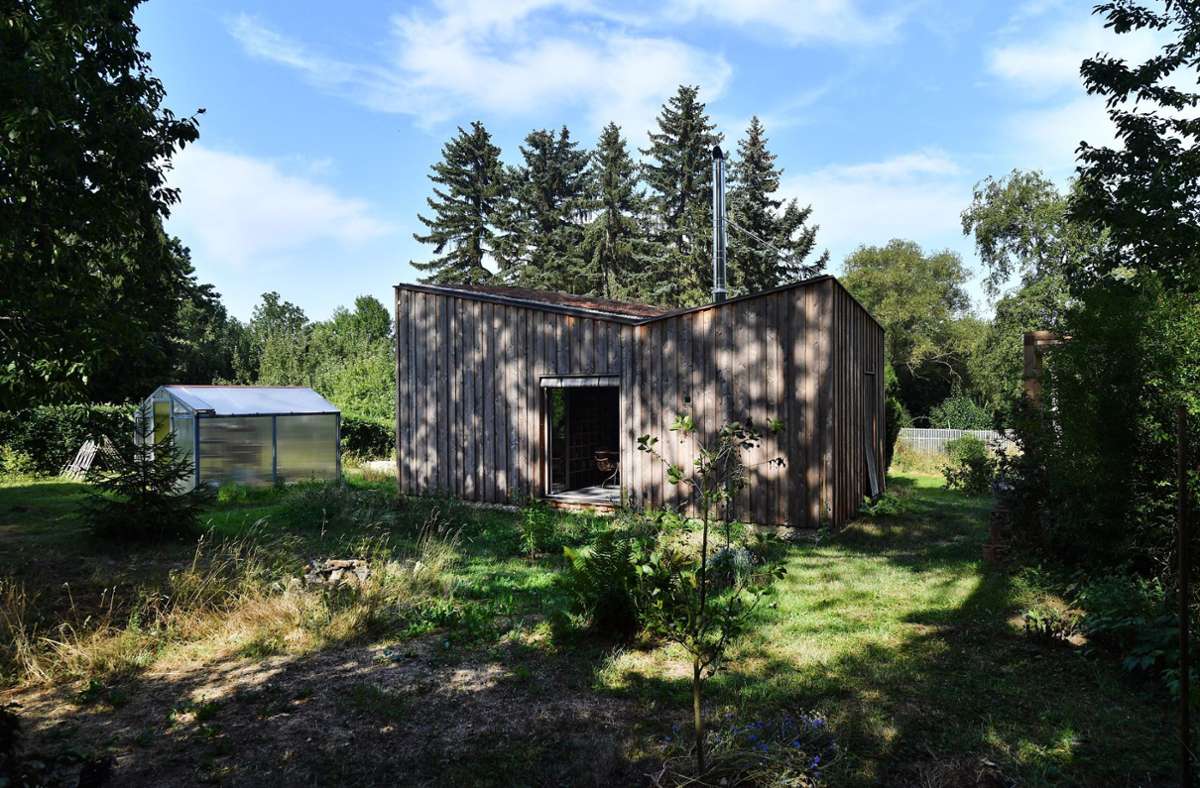 Thüringen, Weimar: Das von der Architektin Christiane Hille geplante Tiny House steht auf einem Gartengrundstück.