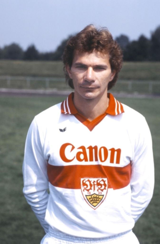 1979/80: Platz 3. Auf dem Foto: Hermann Ohlicher, einer der erfolgreichsten Stürmer des VfB Stuttgart.