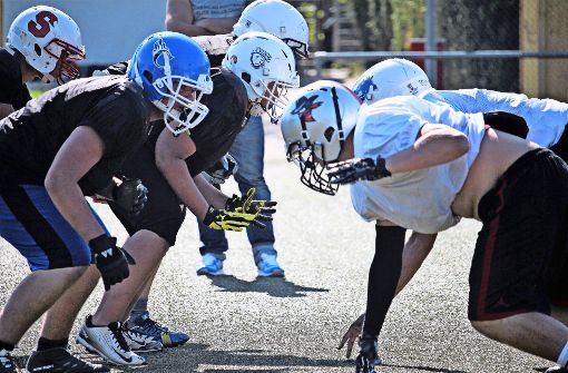 In den Faschingsferien können Jugendliche auf  dem Gelände des SV Sillenbuch  American Football trainieren. Foto: Sonja Reith