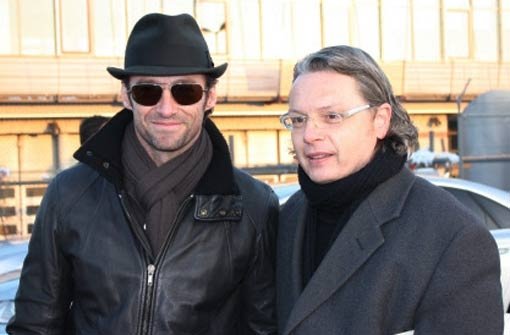 Robert Strozynski hat sie alle: auch den australischen Schauspieler Hugh Jackman (links), den er im vergangenen Jahr am Stuttgarter Flughafen abpasste. Foto: privat