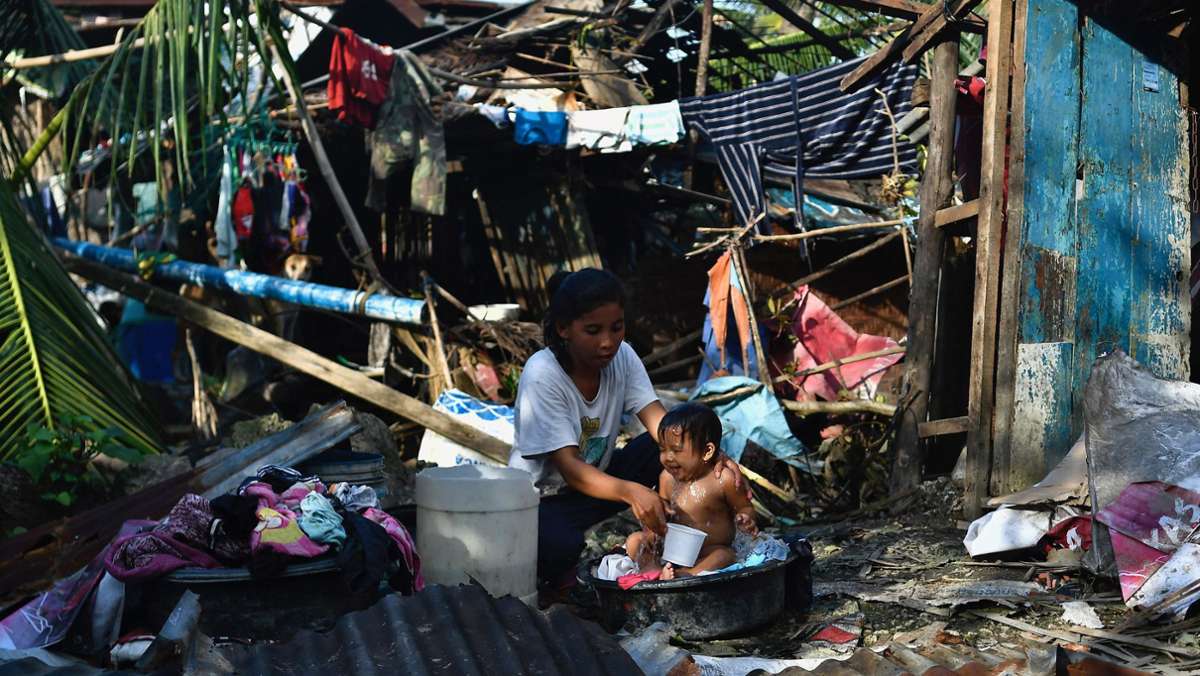 Taifun auf den Philippinen: Mindestens 31 Tote und große Schäden