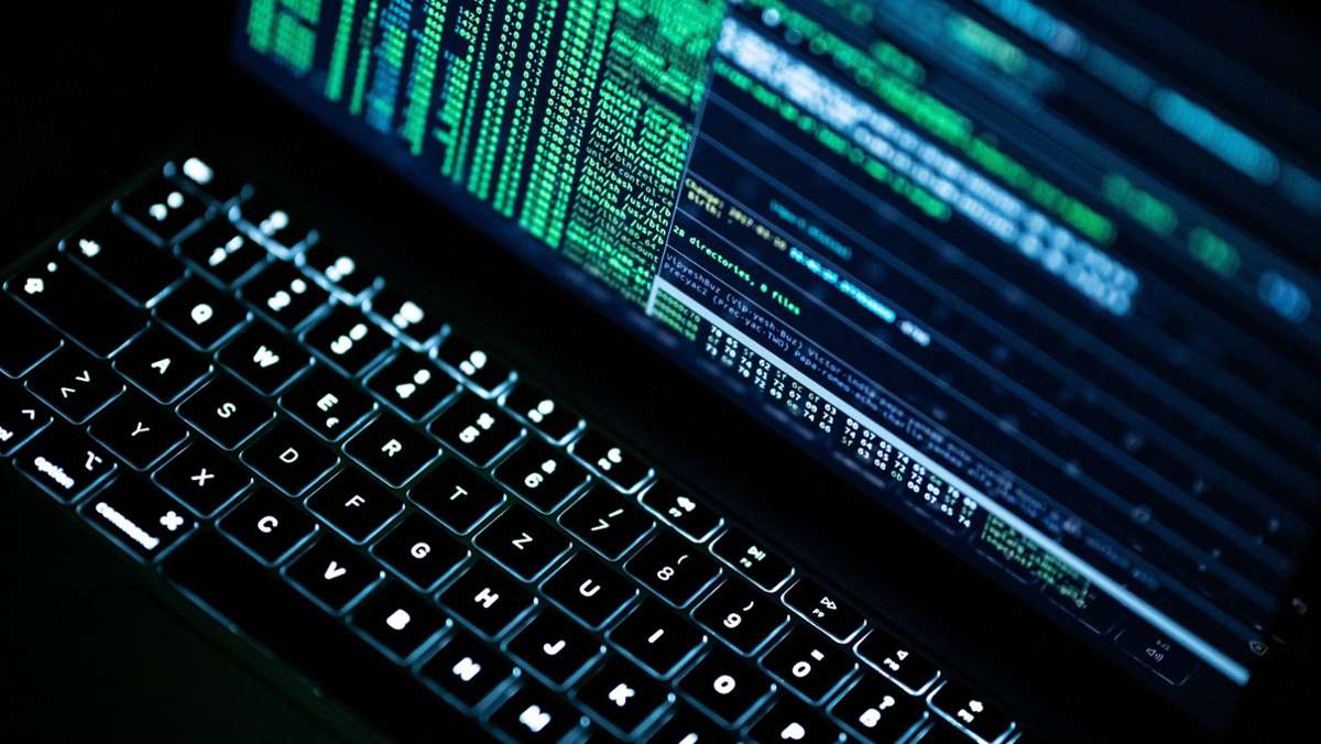 Ein Drittel der Unternehmen betroffen: Kleinere Firmen werden  häufiger Opfer von Cyberattacken