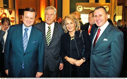 Der russische Lobbyist Andrey Bykov (links) ist in Politik und Wirtschaft gut vernetzt. Foto: Eventpress/Mathias Krohn