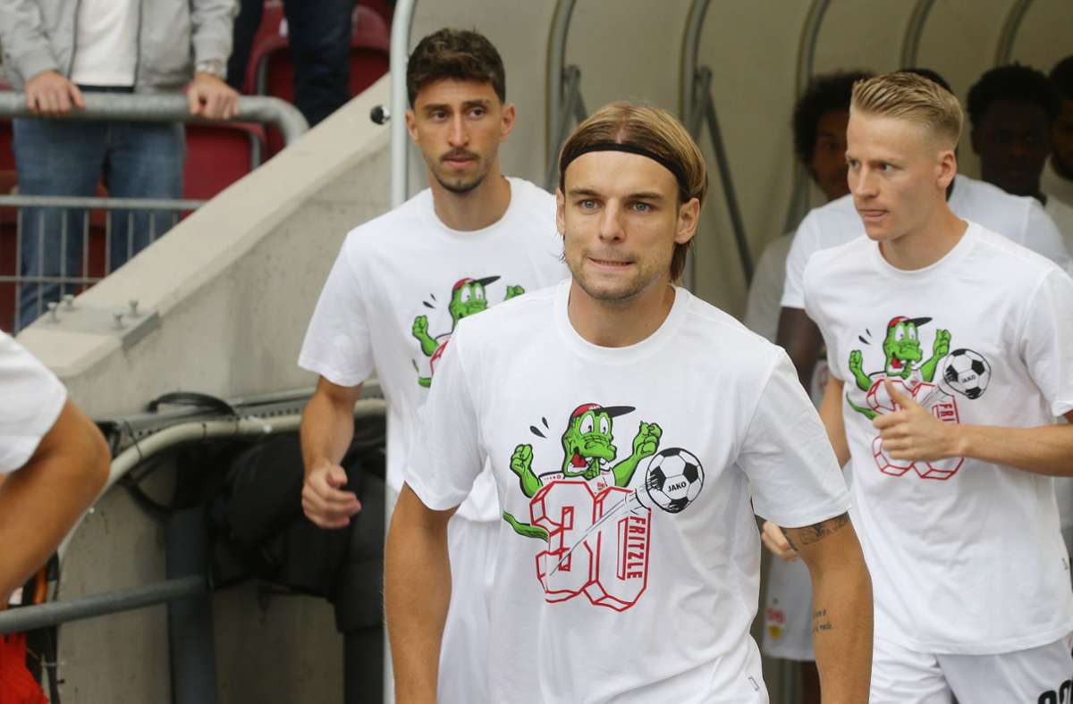 Die VfB-Stars im Fritzle-Shirt