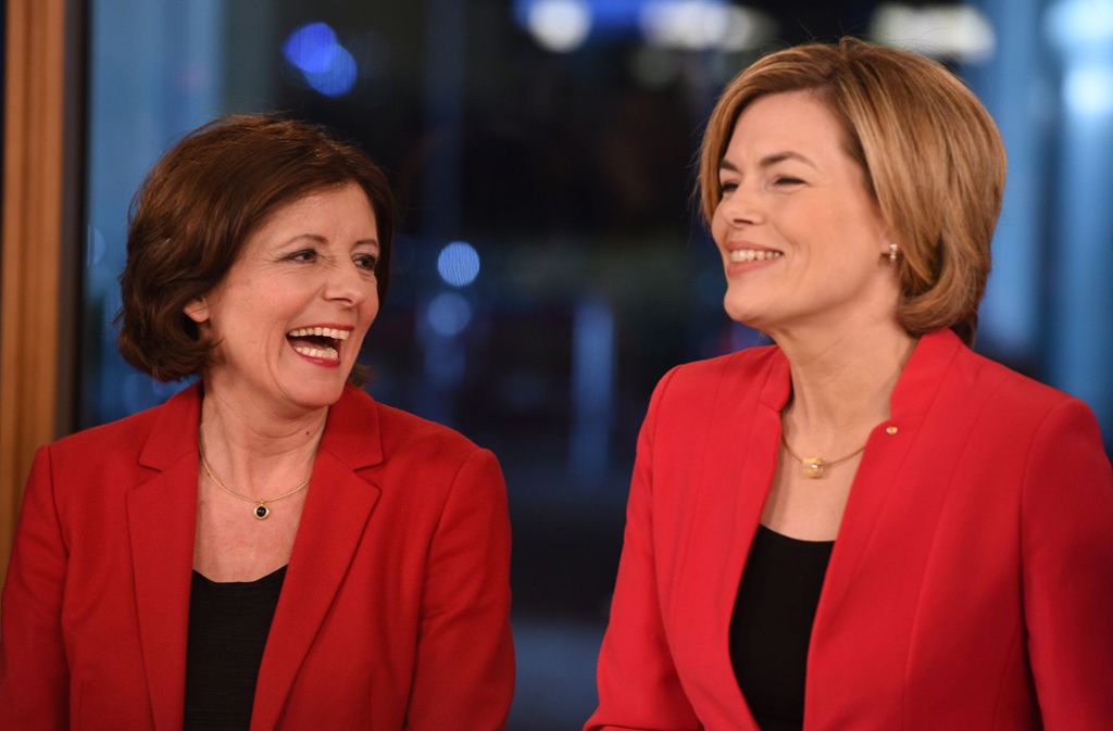 Pech nur, wenn die Kollegin von der gegnerischen Partei denselben Look wählt. Die rheinland-pfälzische Ministerpräsidentin Malu Dreyer (SPD) und Julia Klöckner (CDU).