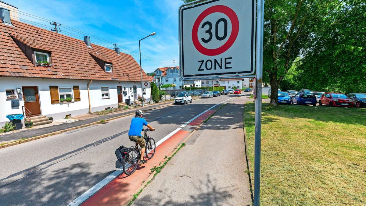 ADFC im Kreis Göppingen beklagt Konflikte zwischen Auto- und Radfahrern: Fahrradclub will mit Irrtümern aufräumen