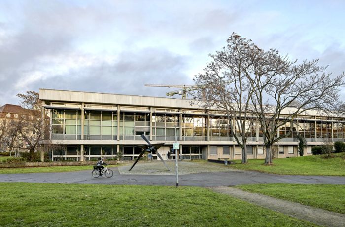 Uni Stuttgart: Marode, aber denkmalgeschützt  – Was geschieht mit der Unibibliothek?