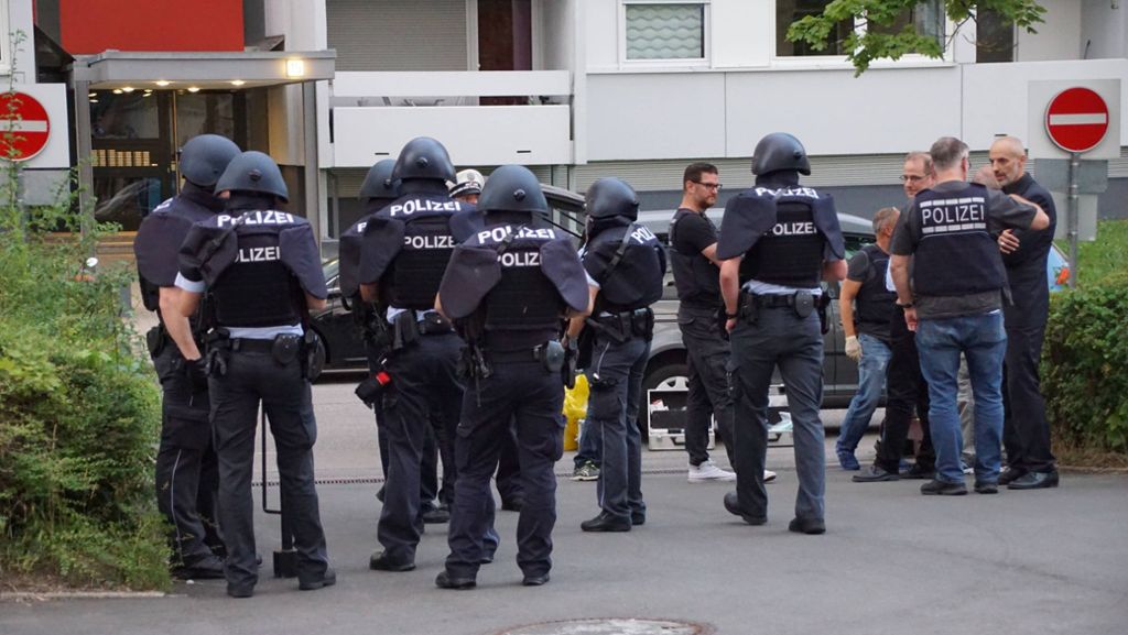 Stuttgart: Mordprozess beginnt im März: Mutmaßlicher Schwertmörder nennt wirres Motiv