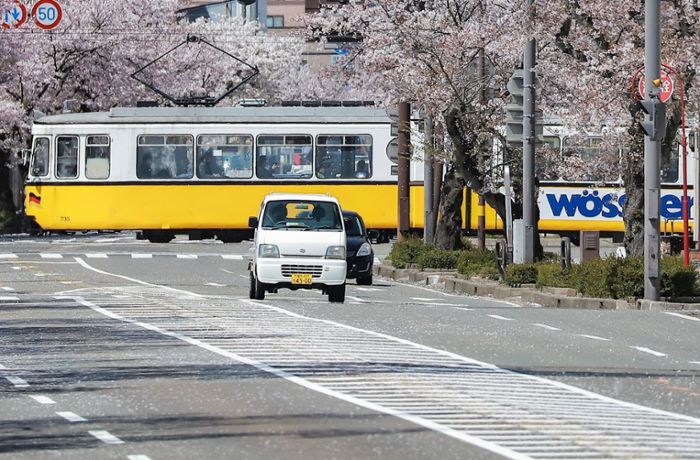 Touristen-Attraktion in Fukui: Wie eine Stuttgarter Straßenbahn nach Japan kommt