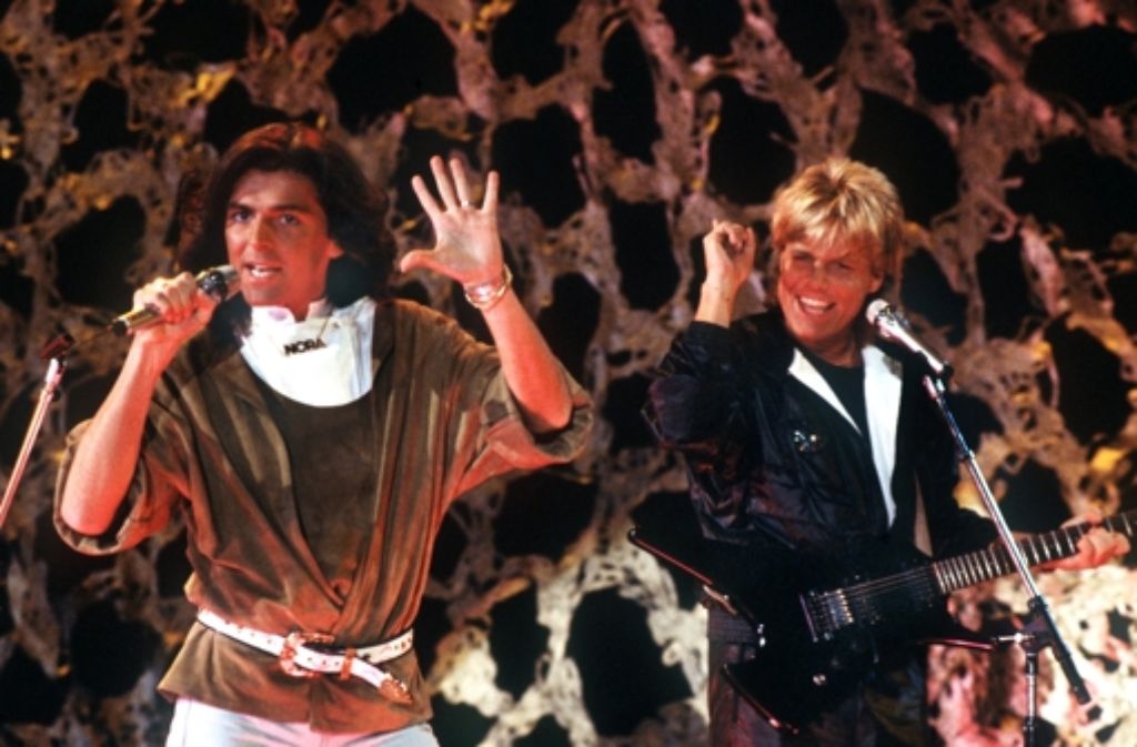 Die erste Modern-Talking-Single „You’re My Heart, You’re My Soul“ erzielte zunächst nicht den gewünschten Erfolg. Erst viel später schlug der Song dann doch noch ein – und hielt sich 1985 sechs Wochen lang auf Platz 1 der deutschen Single-Charts. Auch international wurde das Lied ein Hit.