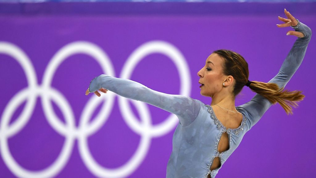  Alina Sagitowa hat bei den Winterspielen in Pyeongchang das erste Gold für die Olympischen Athleten aus Russland (OAR) gewonnen. Für Diskussionen sorgt auch der Auftritt einer deutschen Eiskunstläuferin. 