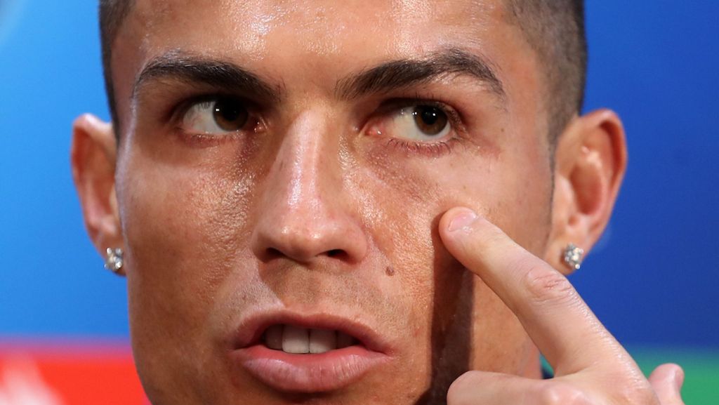  Auf der Pressekonferenz vor dem Champions-League-Spiel seines Teams in England äußert sich Ronaldo zu den Vergewaltigungsvorwürfen. Viel zu befürchten hat der Fußballstar eigenen Worten zufolge nicht. 