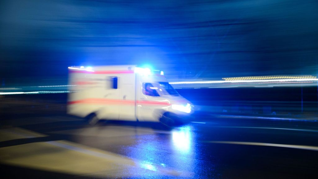 Polizeibericht aus Pforzheim: Betrunkener steigt in Rettungswagen und fährt los