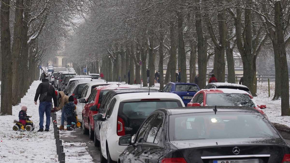 Wetter in Stuttgart: Schlitten und Schneemänner – Schnee sorgt für Freude im Kessel