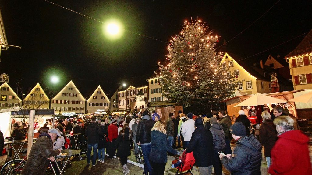 Weihnachtsmärkte in der Region: Die Altstadt erstrahlt in weihnachtlichem Glanz