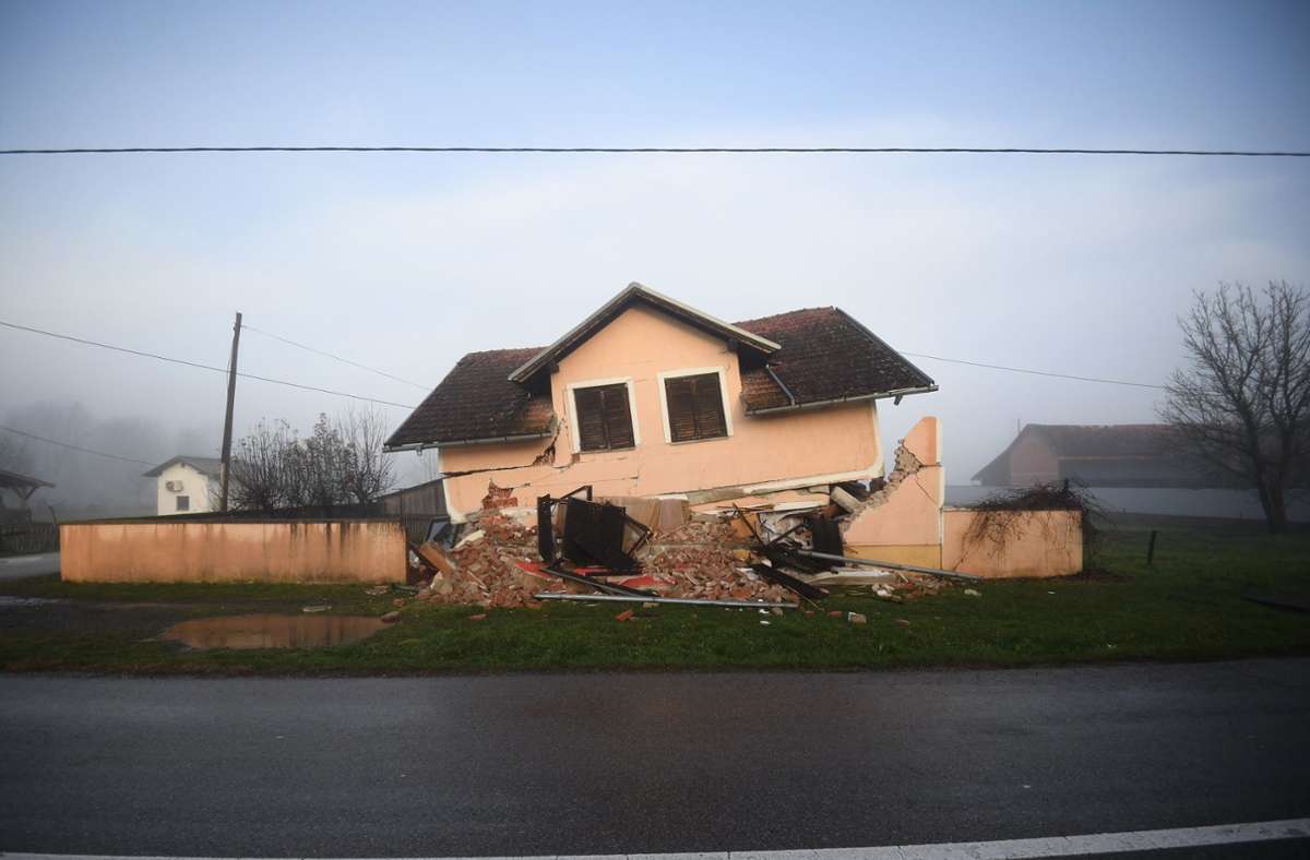 Die Beben haben viele Häuser zerstört, wie auch hier in Glina.