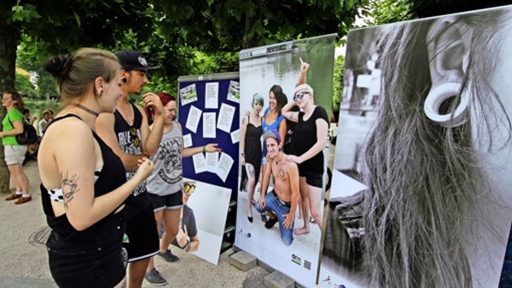 Böblingen: Foto-Ausstellung eines Jugendprojekts: Von Tattoos, Tunnels und Zungenpiercings