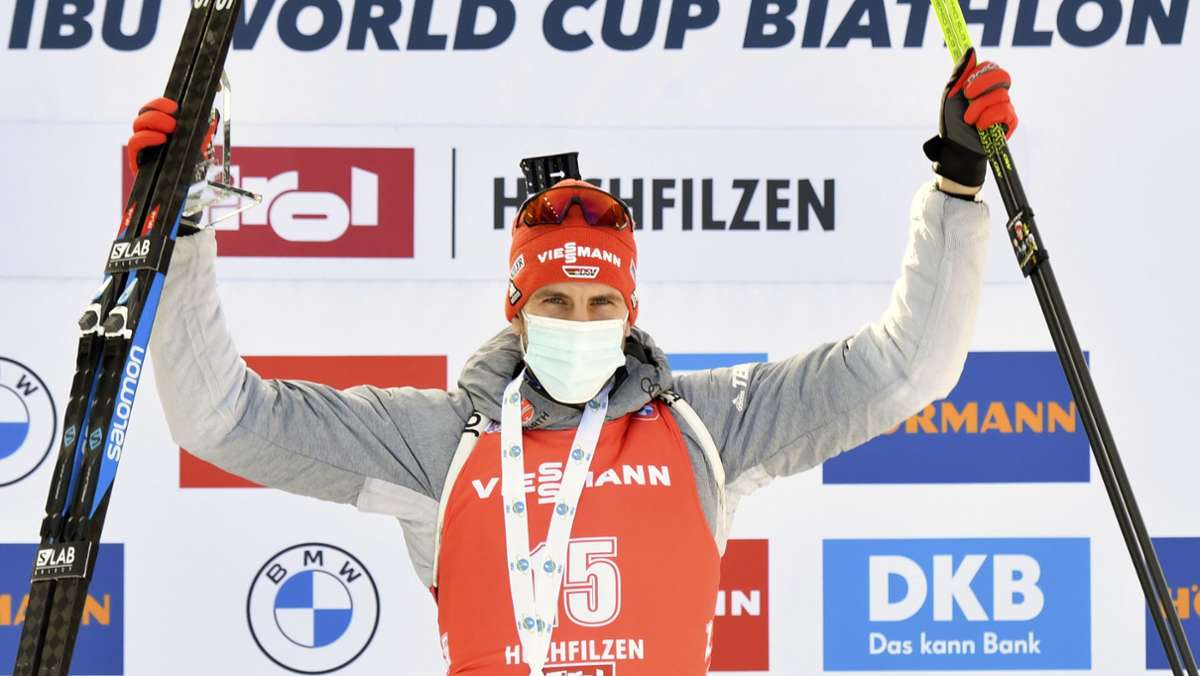 Biathlon-Weltcup in Hochfilzen: Olympiasieger Arnd Peiffer gewinnt Massenstart