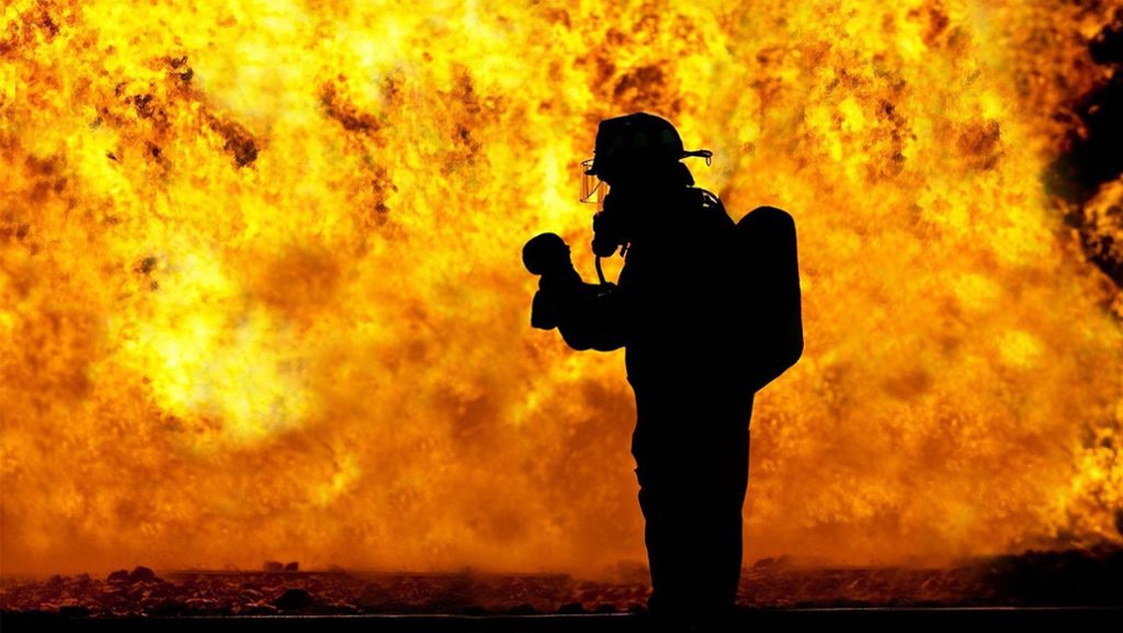 Polizeibericht aus Renningen: Brand in Werkshalle