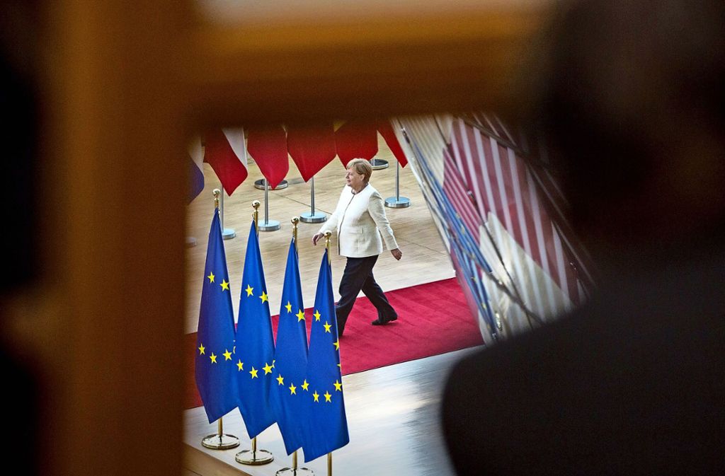 Angela Merkel auf dem Weg zu einem EU-Gipfel Foto: dpa/Virginia Mayo