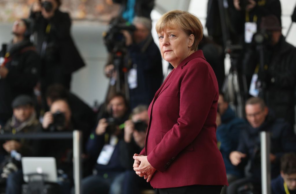 Lange wurde spekuliert, ob Merkel zu der Bundestagswahl 2017 noch einmal als Kanzlerkandidatin für die Union antreten möchte.