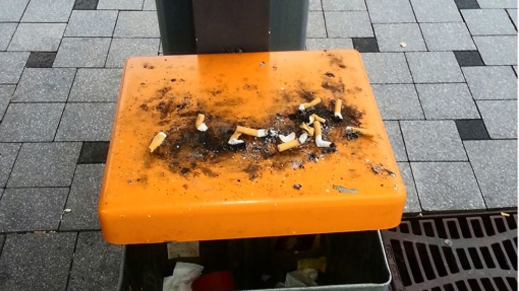 Ärger um Mülleimer in Stammheim: SSB-Kunden stinken die Kippenberge