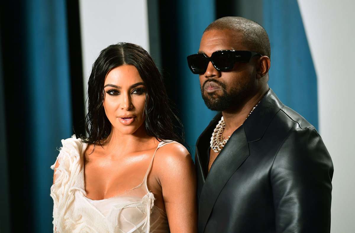 Solche Bilder wird es wohl nicht mehr geben: Kim Kardashian und Kanye West gemeinsam auf dem roten Teppich. (Archivbild) Foto: dpa/Ian West