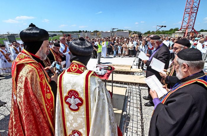 Syrisch-orthodoxe Gemeinde in Bietigheim-Bissingen: Grundstein für Kirche gelegt