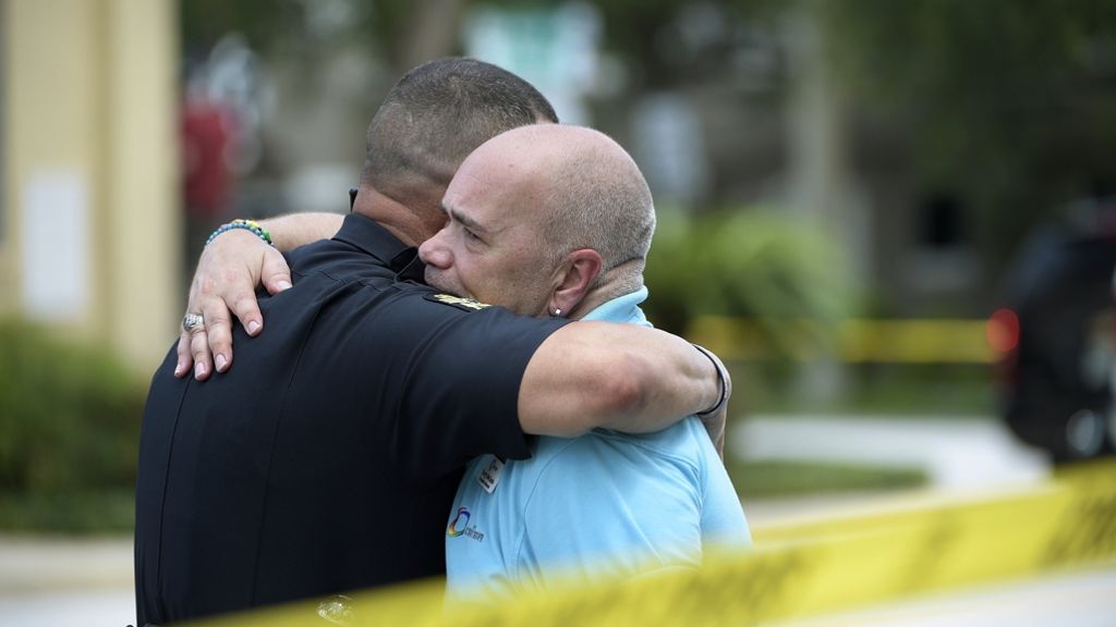 Schießerei in Orlando: Täter rief angeblich vor der Tat bei Polizei an