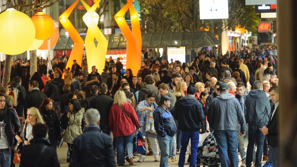 Lange Einkaufsnacht in Stuttgart: Viele shoppten bis Mitternacht