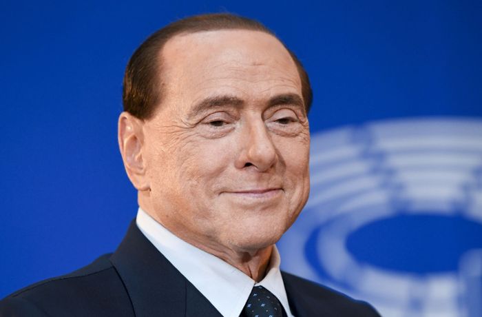 An Leukämie erkrankter Berlusconi meldet sich zu Wort