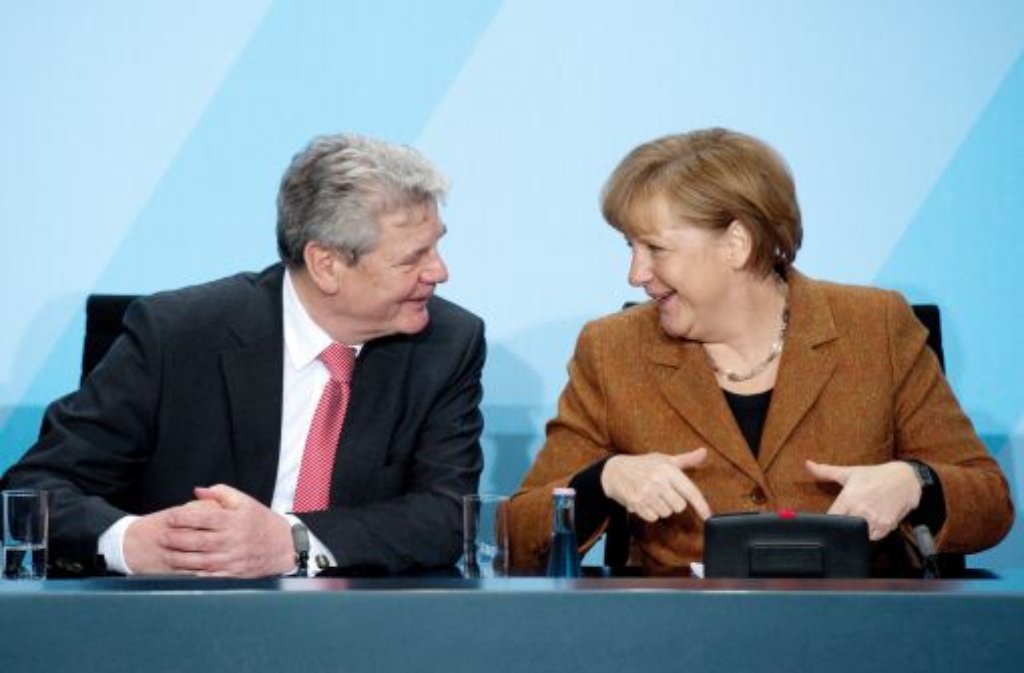 Ein bequemer Präsident wird Gauck sicherlich nicht. Sein Verhältnis zu Angela Merkel beschreibt der ehemalige Theologe so: "Wir mögen uns, aber wir sagen Sie zueinander."