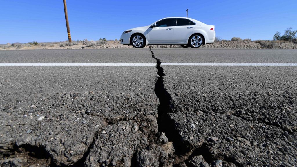  Ein Erdbeben der Stärke von 6,4 auf der Richter-Skala hat Südkalifornien am Unabhängigkeitstag aufgeschreckt. Der Erdstoß war der stärkste in den vergangenen zwei Jahrzehnten. 