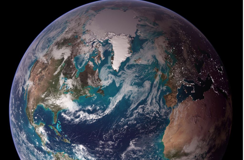 Die westliche Erdhalbkugel offenbart in diesem Bild Tag und Nacht unserer Welt. Das Bild entstand über Jahre hinweg mithilfe mehrerer Satellitenaufnahmen.