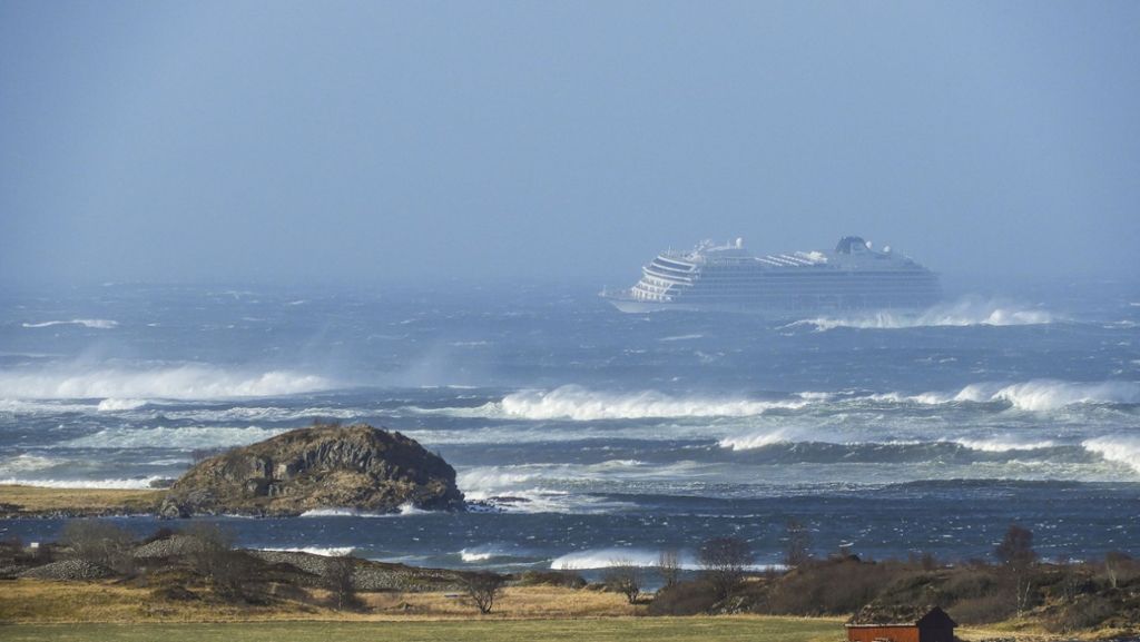 Norwegen: Kreuzfahrtschiff mit 1300 Passagieren wird nach Hilferuf evakuiert