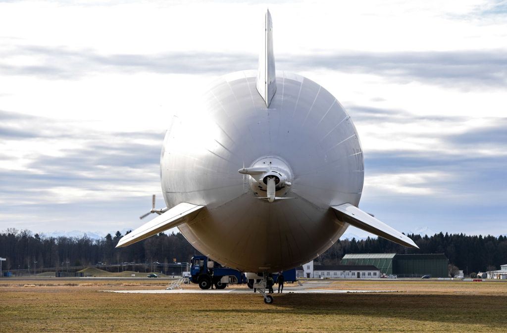 Bis Mitte November sollen in Zeppelinen der neuen Technologie wieder Tausende Passagiere über die Region fliegen.