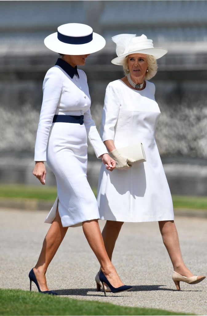 Auch die Ehefrau von Charles, Herzogin Camilla, war bei der Begrüßung der Gäste dabei.