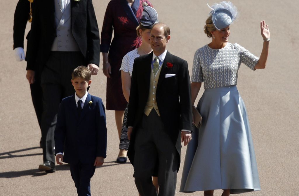 Der Name James ist schon vergeben: Prinz Edward, Harrys Onkel, nannte seinen Sohn so.Der kleine „Viscount Severn“ (links) ist elf Jahre alt.