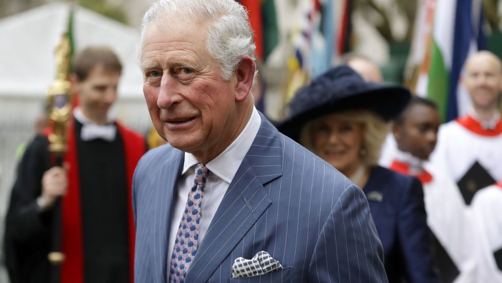  Prinz Charles hat seine Coronavirus-Infektion überstanden und ist zurück aus der Selbstisolation. Selbst während der Erkrankung habe er noch weitergearbeitet, teilte ein Sprecher mit. 