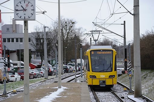 Die neue Stadtbahn der SSB auf Testfahrt in Plieningen am 6. Februar 2013. Foto: www.7aktuell.de | Oskar Eyb