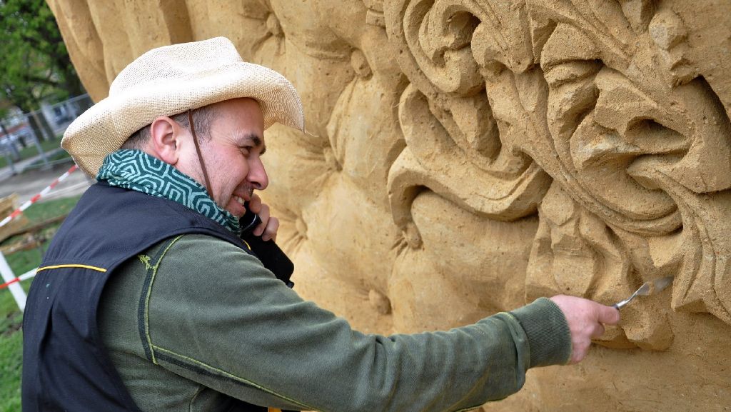 Sandwelt Ludwigsburg: Die Sandskulpturen nehmen langsam Formen an