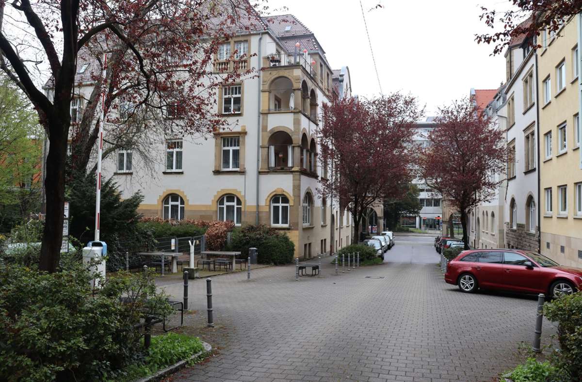Wohngebiete wie hier im Bereich der Augusten-, Knosp- und Reuchlinstraße im Stuttgarter Westen können durch Superblocks verkehrsberuhigt und aufgewertet werden. Foto: /Foto:Friedel