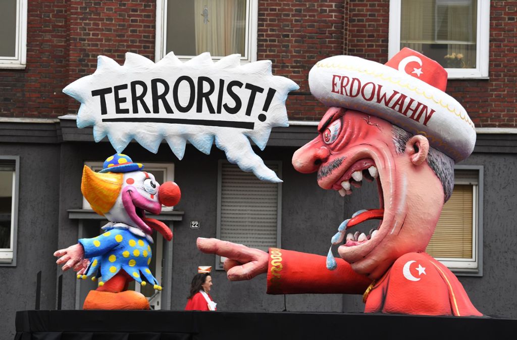 ...oder Recep Tayyip Erdogan: jeder kriegt sein Fett weg.