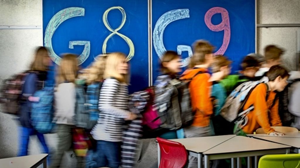  G8-Schüler haben so viele Freizeitaktivitäten wie ihre Mitschüler im neunjährigen Zug. Auch ihre Leistungen sind praktisch gleich. Das zeigt eine Studie der Uni Tübingen. Ist die Debatte um G8 damit beendet? 