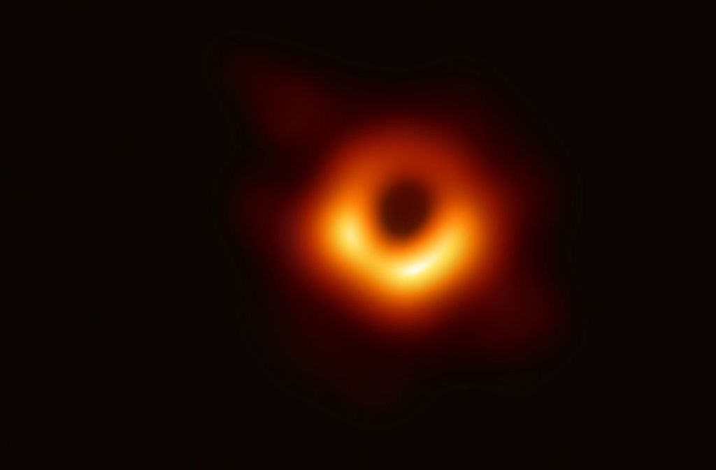 Dieses Bild ist der erste direkte visuelle Nachweis eines Schwarzen Lochs (undatiertes Handout, das am 10. April 2019 freigegeben wurde).