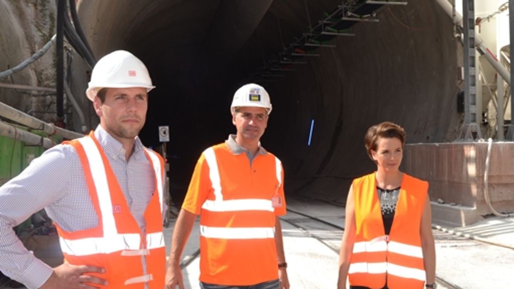  Zehn von 60 Kilometer S-21-Tunnel sollen bis Jahresende gebohrt sein – ein ehrgeiziges Ziel, das aber noch erreichbar schein. Mehr macht der Bahn der Lärmschutz an ihren Baustellen zu schaffen, die lauter sind als prognostiziert. 
