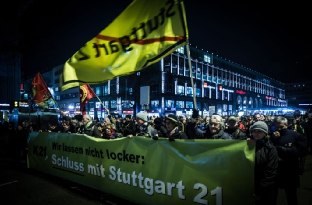 22. Januar: Die Stuttgarter Grünen, der BUND, der Fahrgastverband Pro Bahn und der Verkehrsclub Deutschland (VCD) wollen fortan nicht mehr im Aktionsbündnis mitarbeiten.